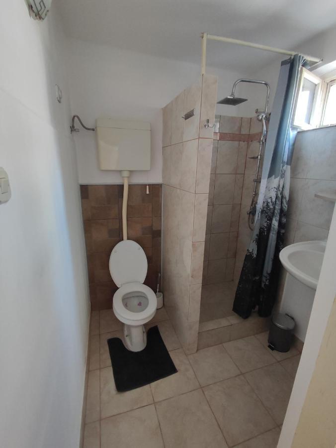 Apartman Selce Exteriör bild